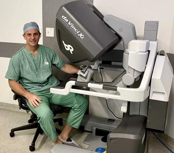 Cirurgia robótica de próstata com equipe multiprofissional em Manaus